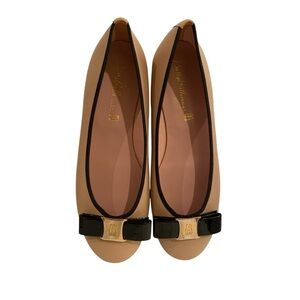 Pretty Ballerinas Light Pink Ballet Flats w/ Black Bows Size 39.5 /9 BNWT